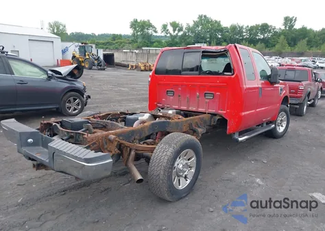 2008 Ford F250 Super Duty из США, поврежденный, VIN 1FTSX21548EB81676